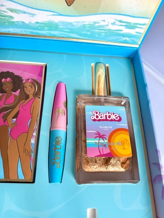 Glamlite Barbie Dream Summer Collection PR Box Makeup Set- Nearly Complete!!!! - Picture 3 of 15